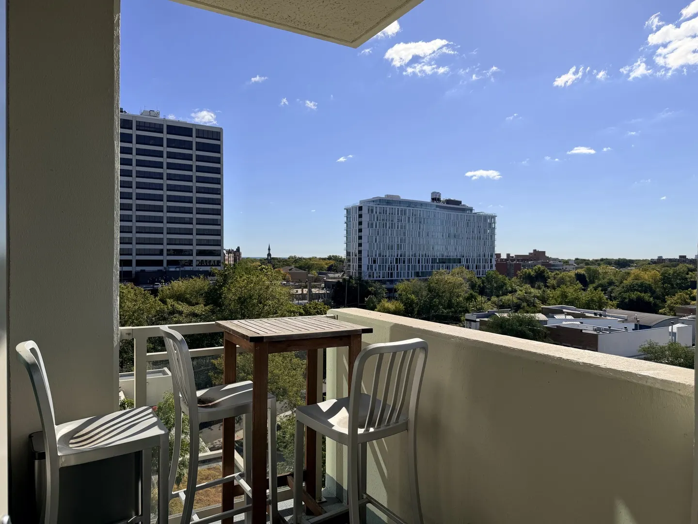 1570 ELMWOOD Avenue 802 IL