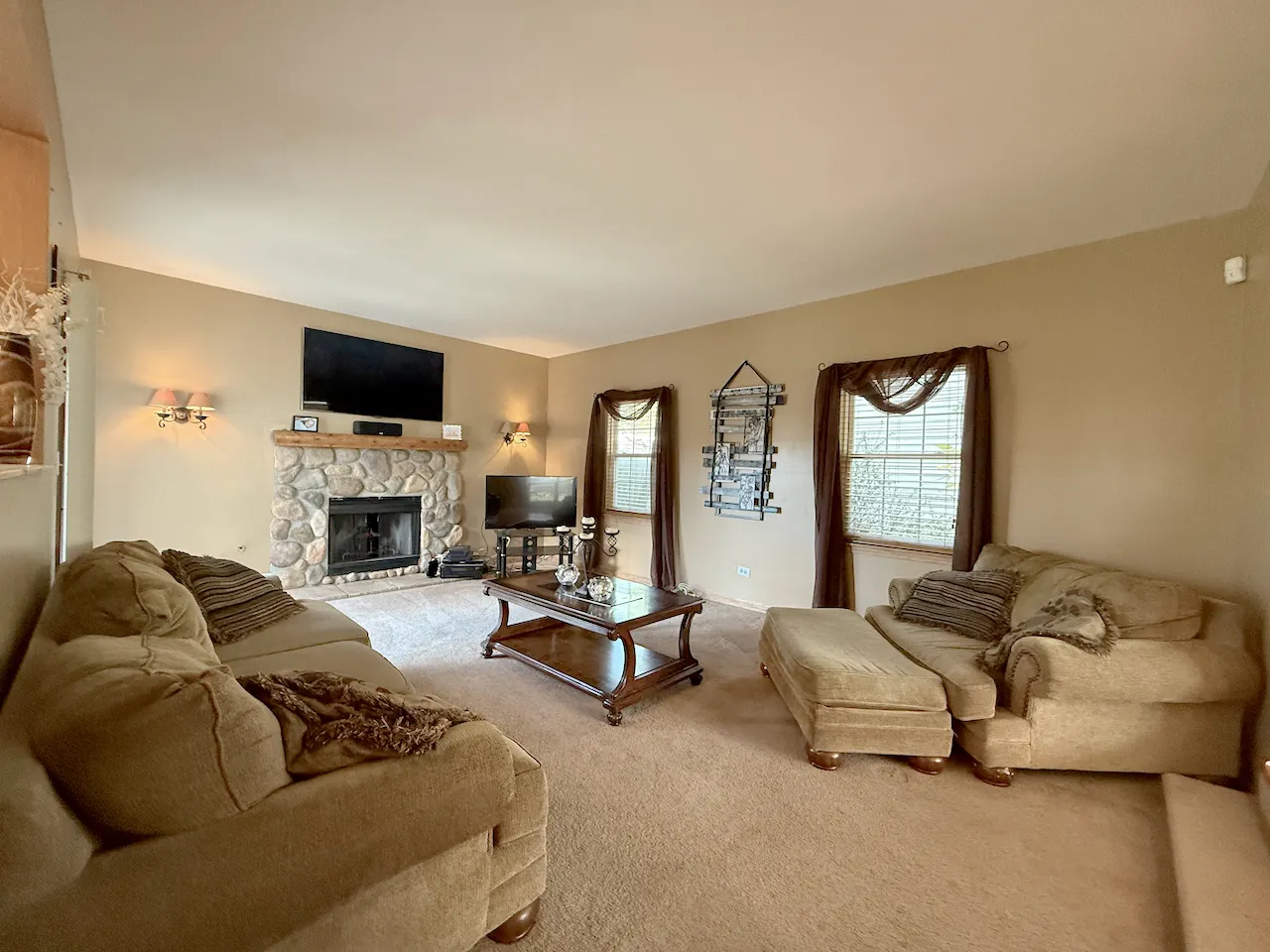 1664 Brighton Drive IL