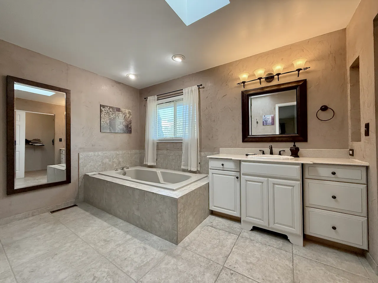 1664 Brighton Drive IL