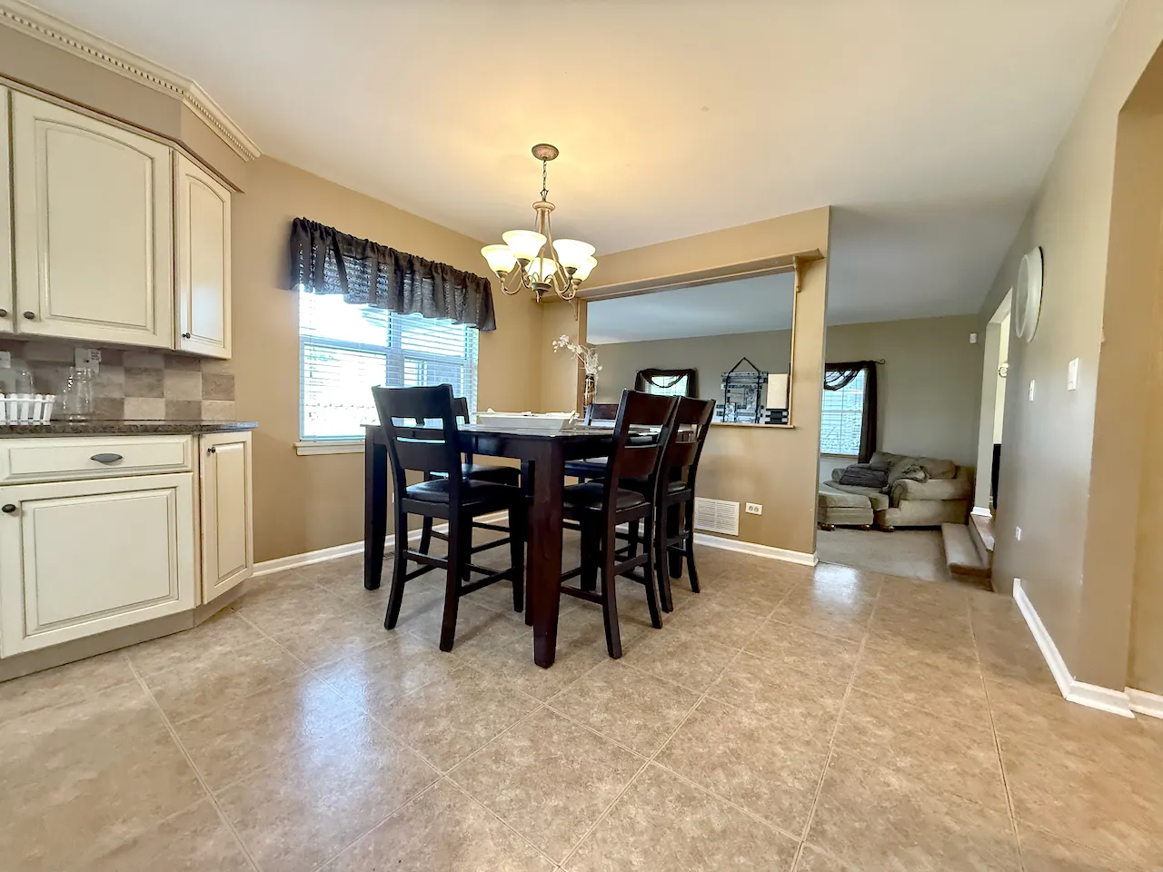 1664 Brighton Drive IL