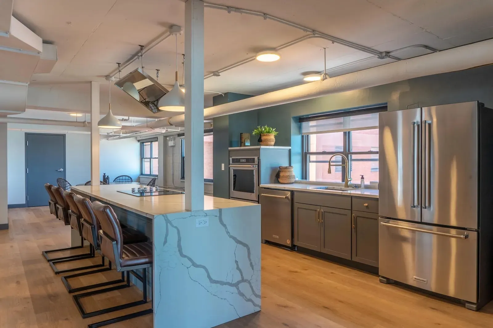 5815 N Sheridan Road 412 IL