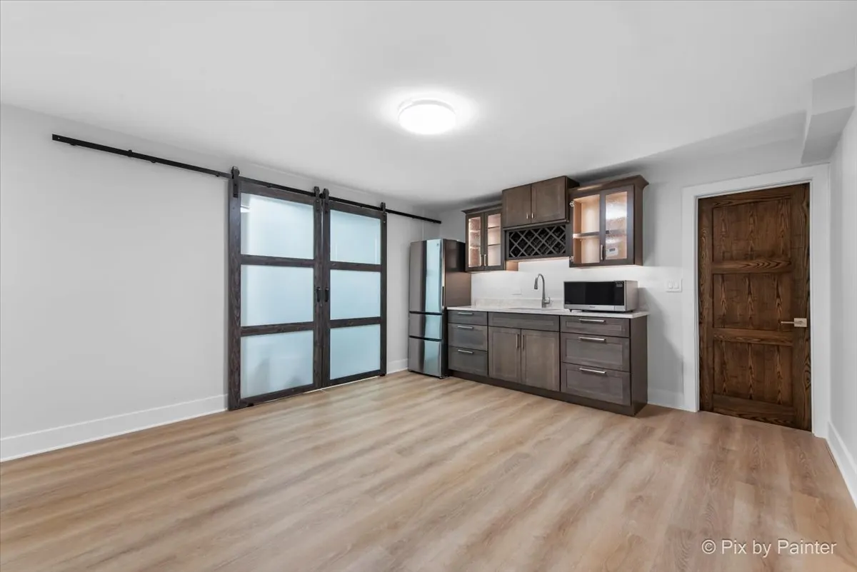 3401 Greenwood Lane IL