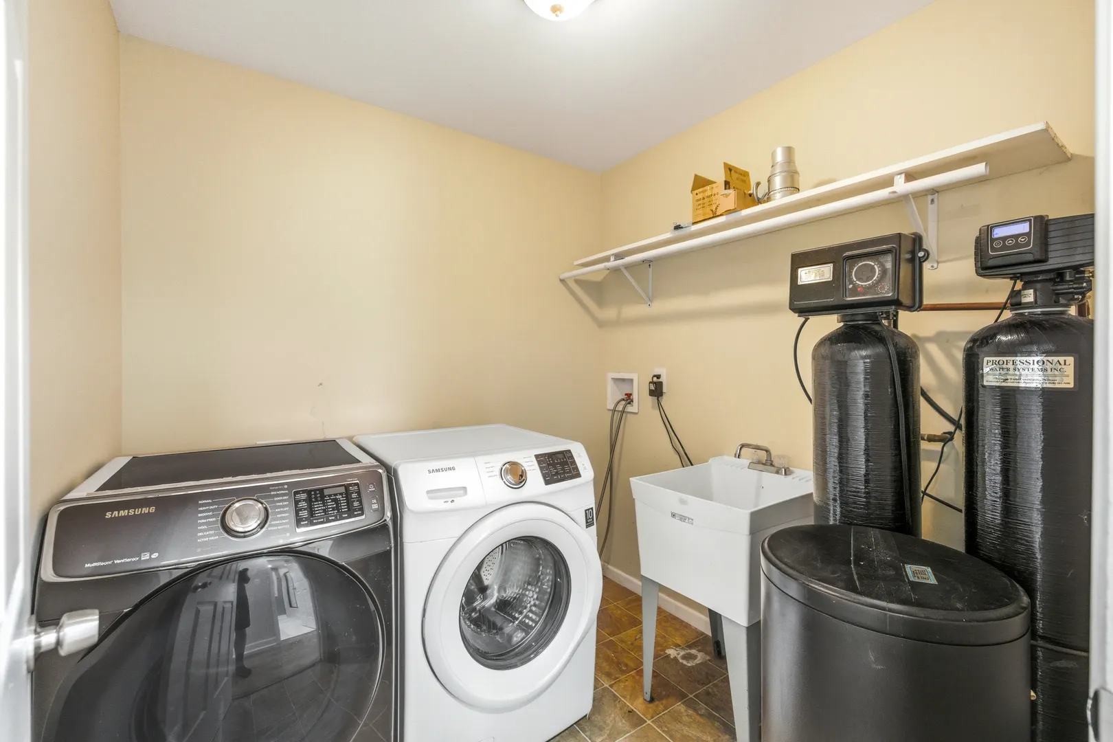 19 Brookside Lane IL