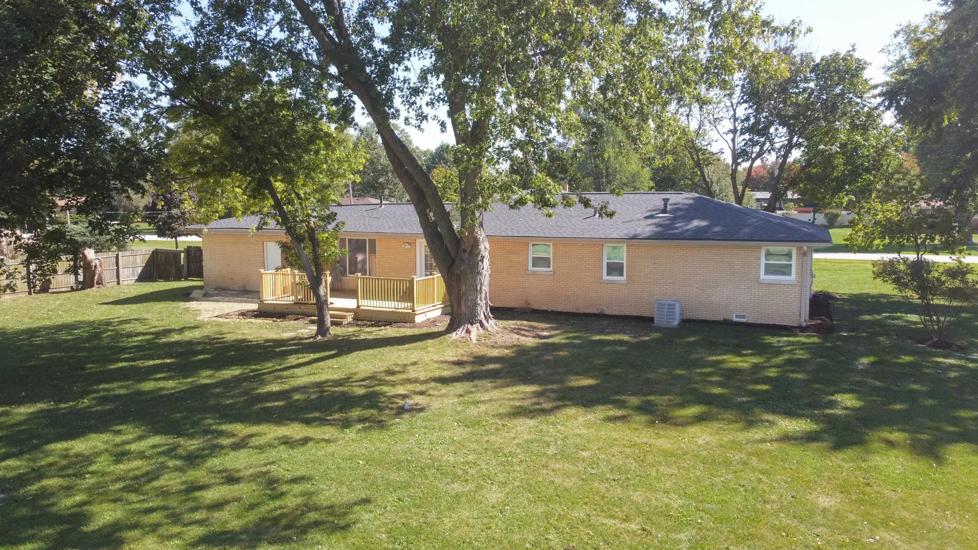 19 Brookside Lane IL