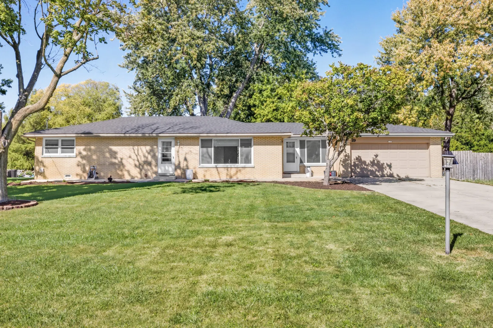 19 Brookside Lane IL