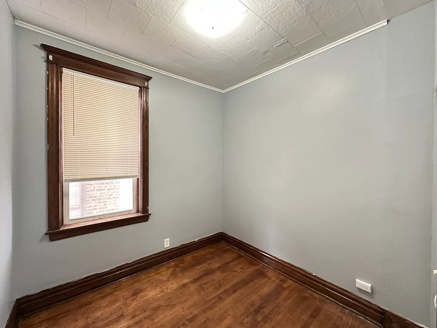 2713 W 16th Street 2 IL