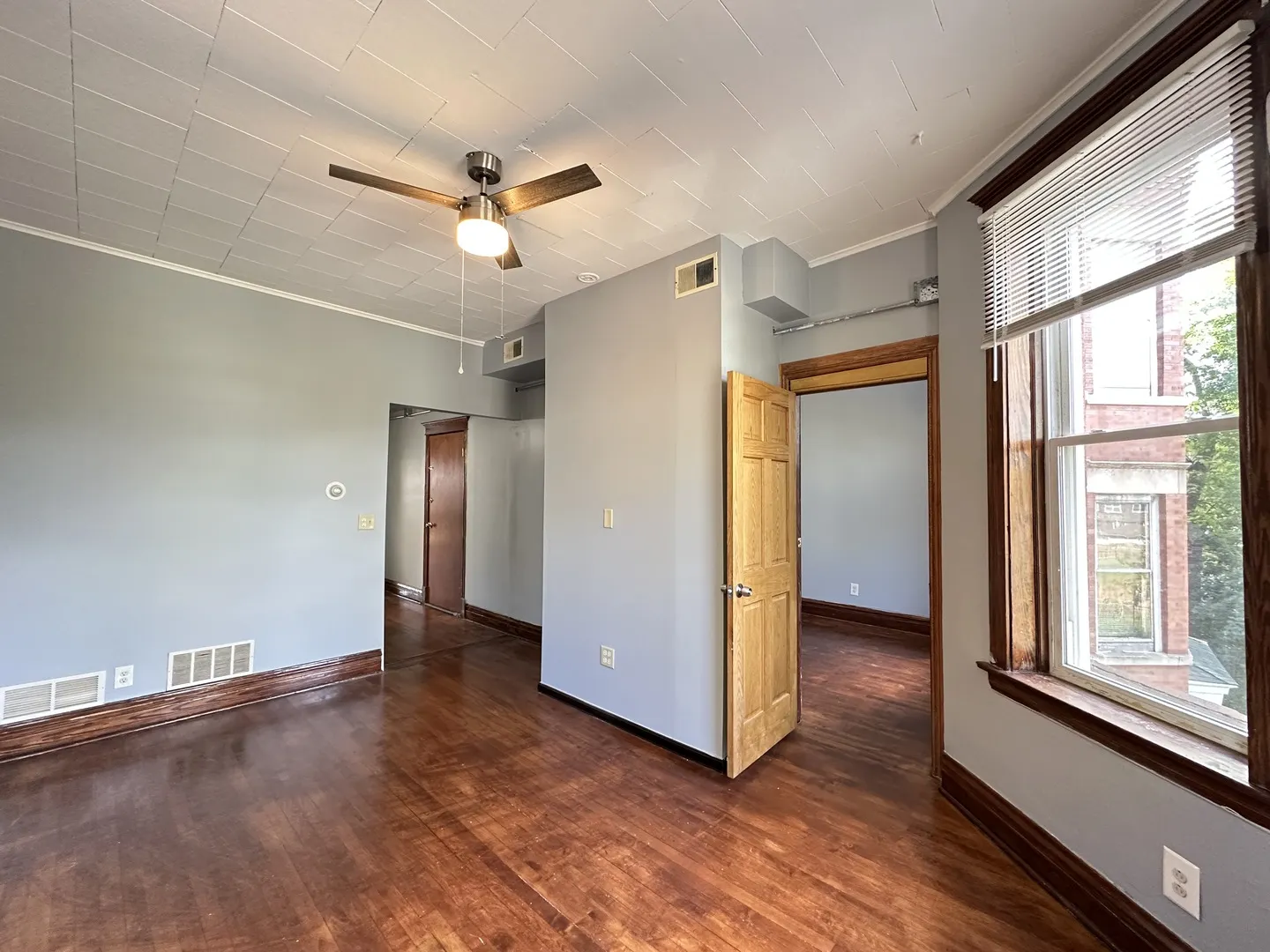 2713 W 16th Street 2 IL