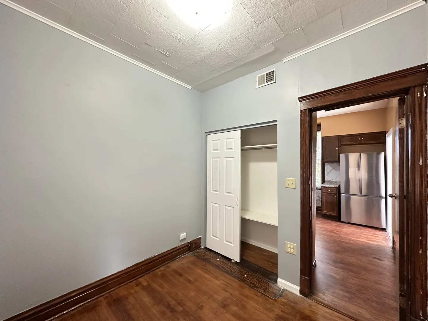 2713 W 16th Street 2 IL
