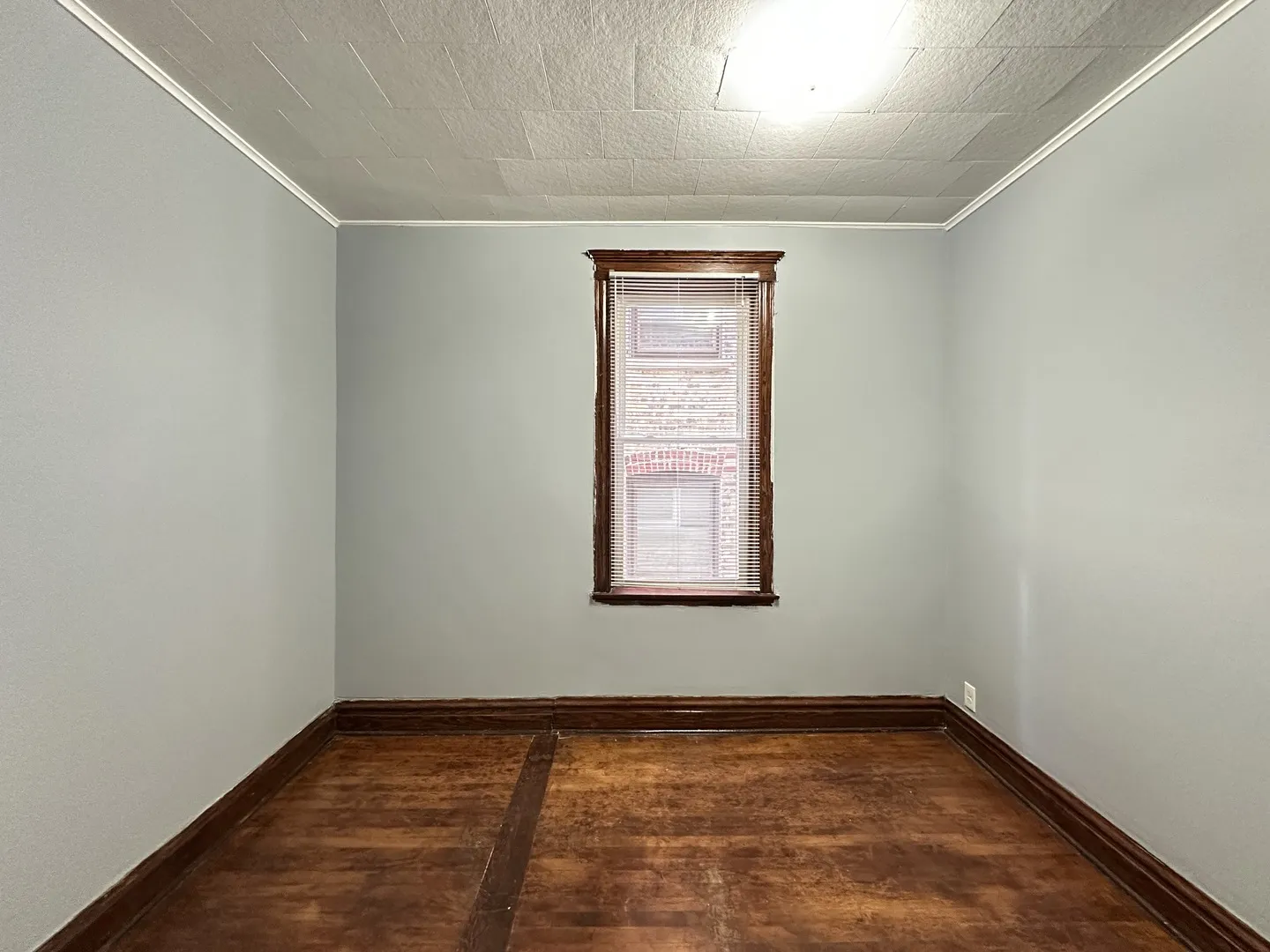 2713 W 16th Street 2 IL