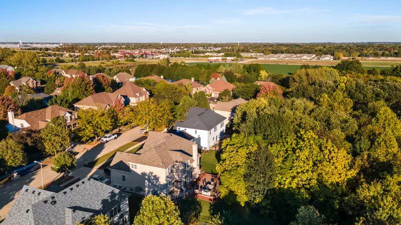 517 Meadowwood Lane IL