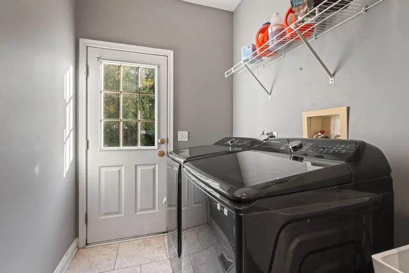 517 Meadowwood Lane IL