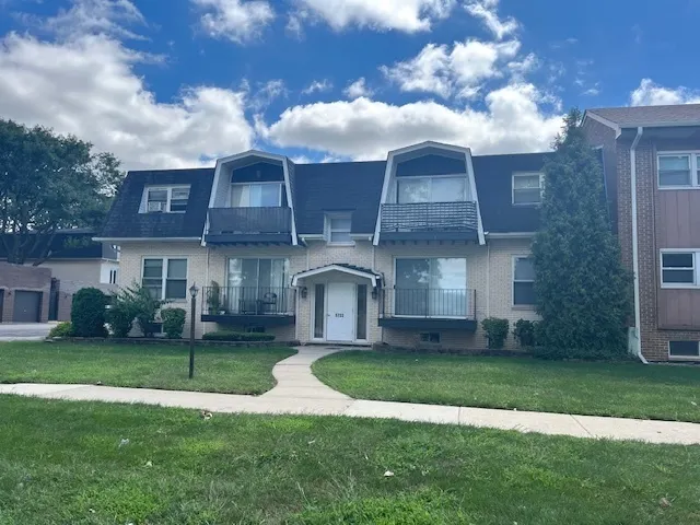 5733 W 103rd Street 1W IL