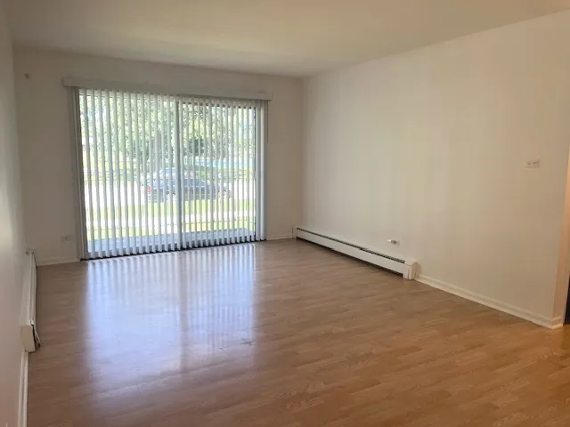 5733 W 103rd Street 1W IL