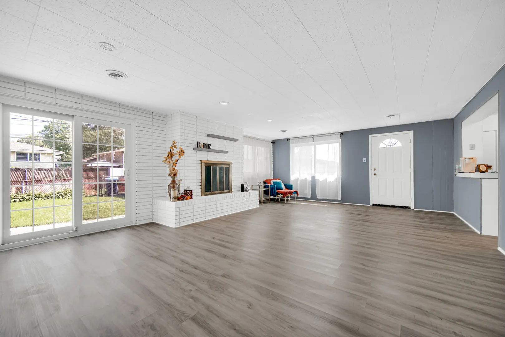 1455 Burnham Avenue IL