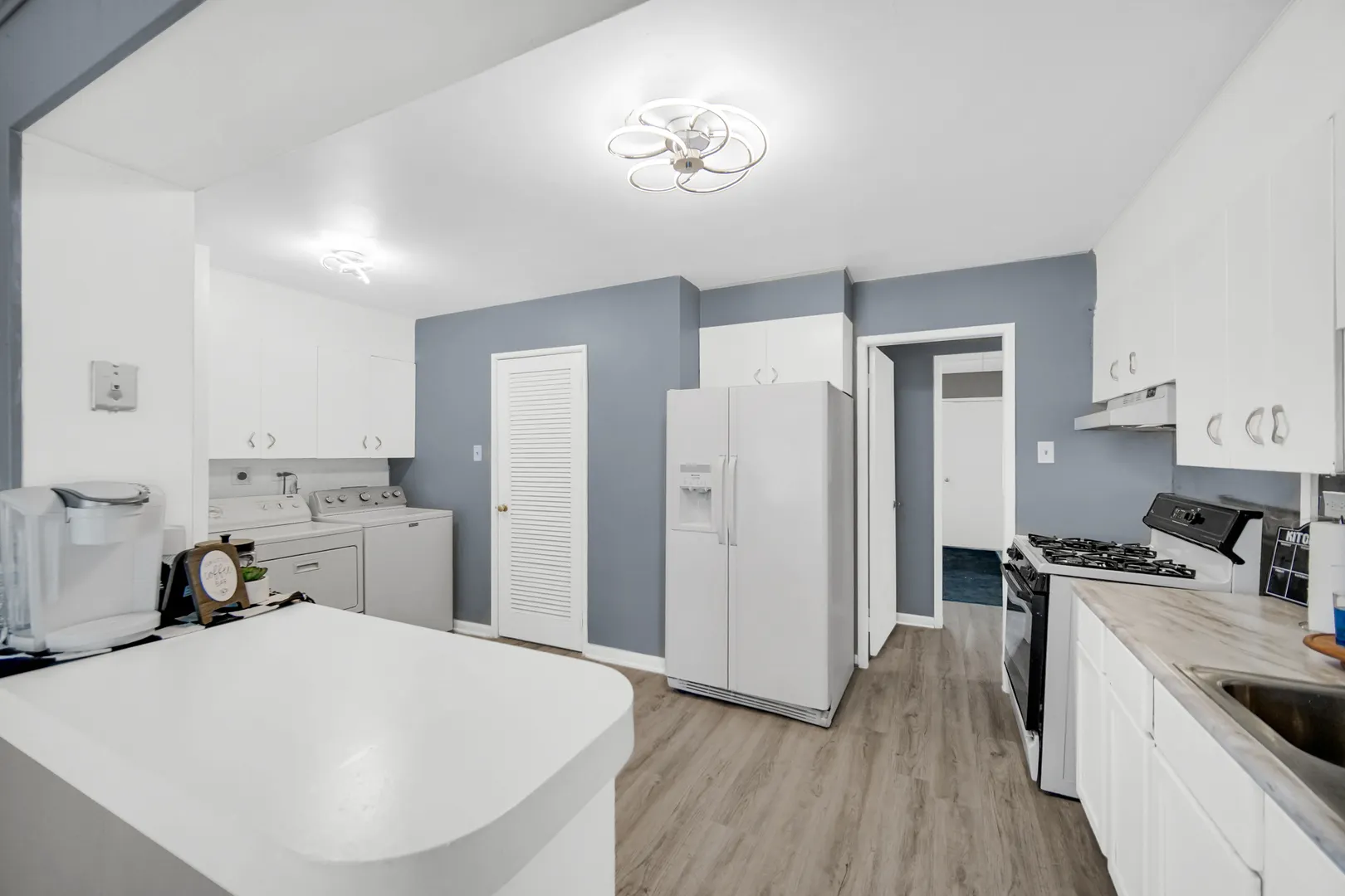 1455 Burnham Avenue IL