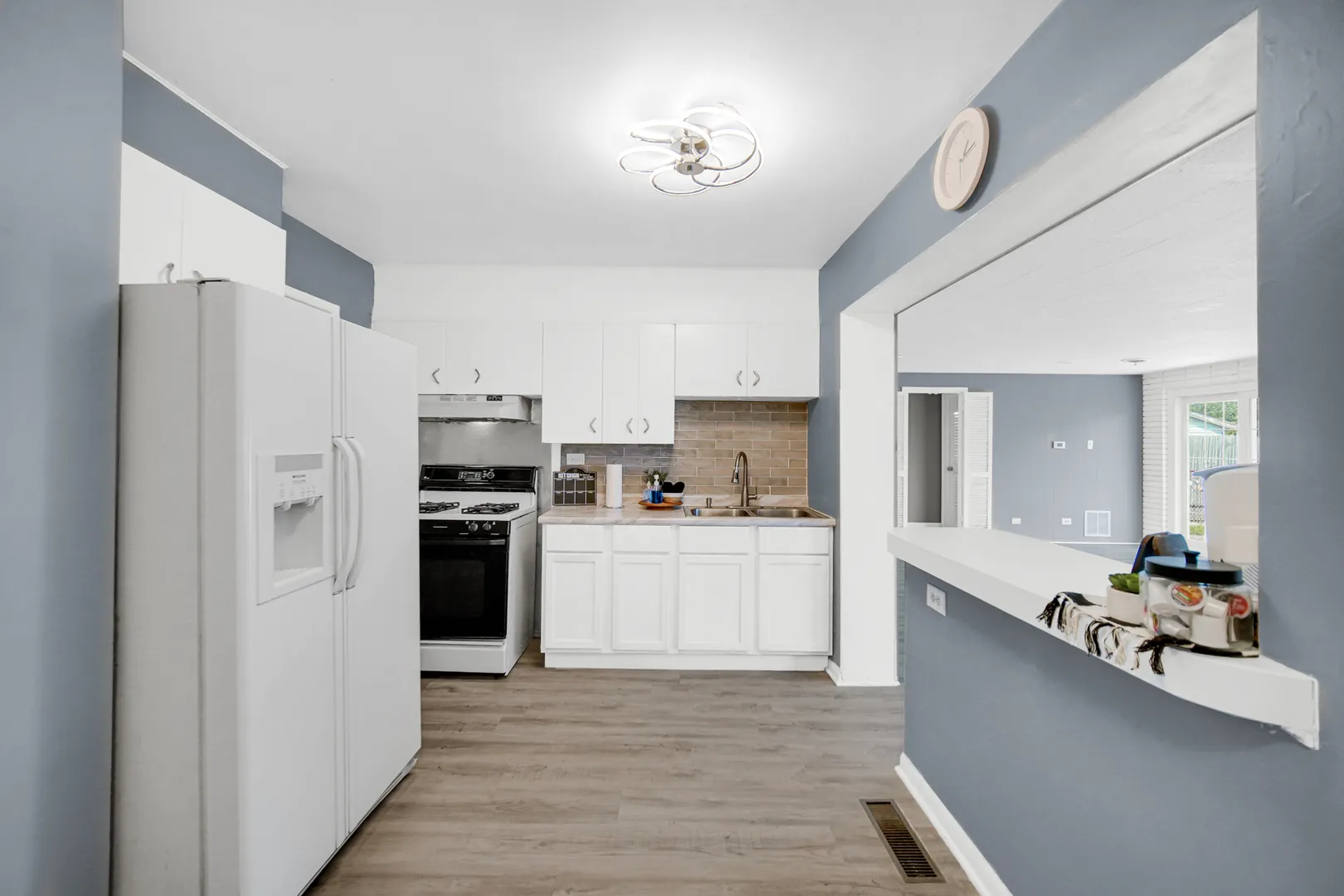 1455 Burnham Avenue IL