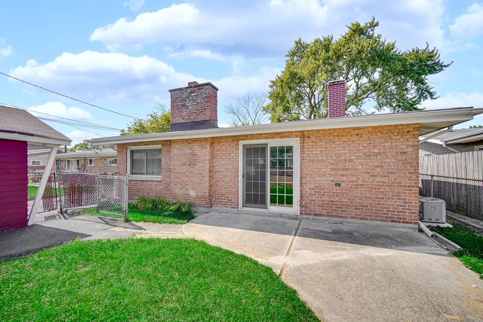 1455 Burnham Avenue IL