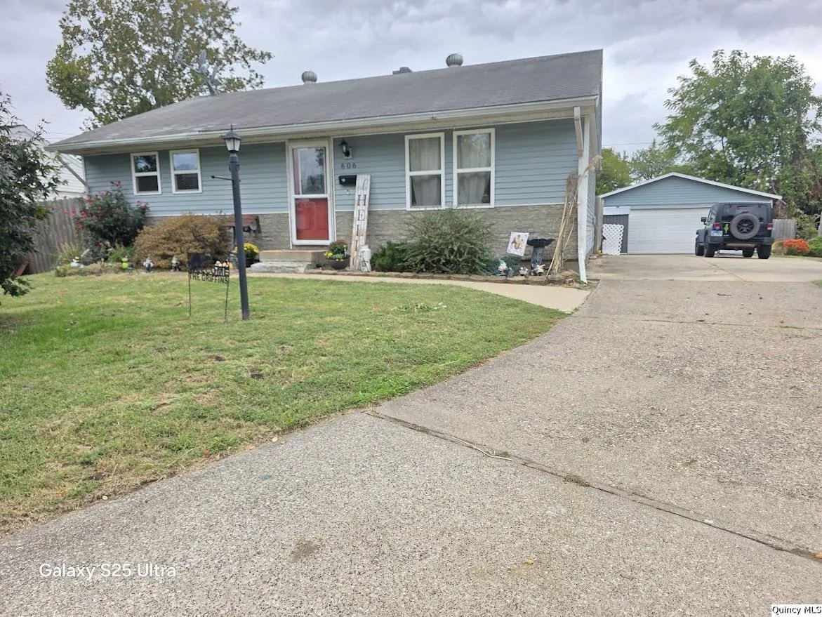 606 Meadow Circle IL