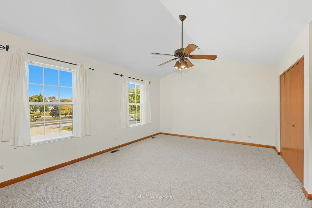 2824 Collins Court IL