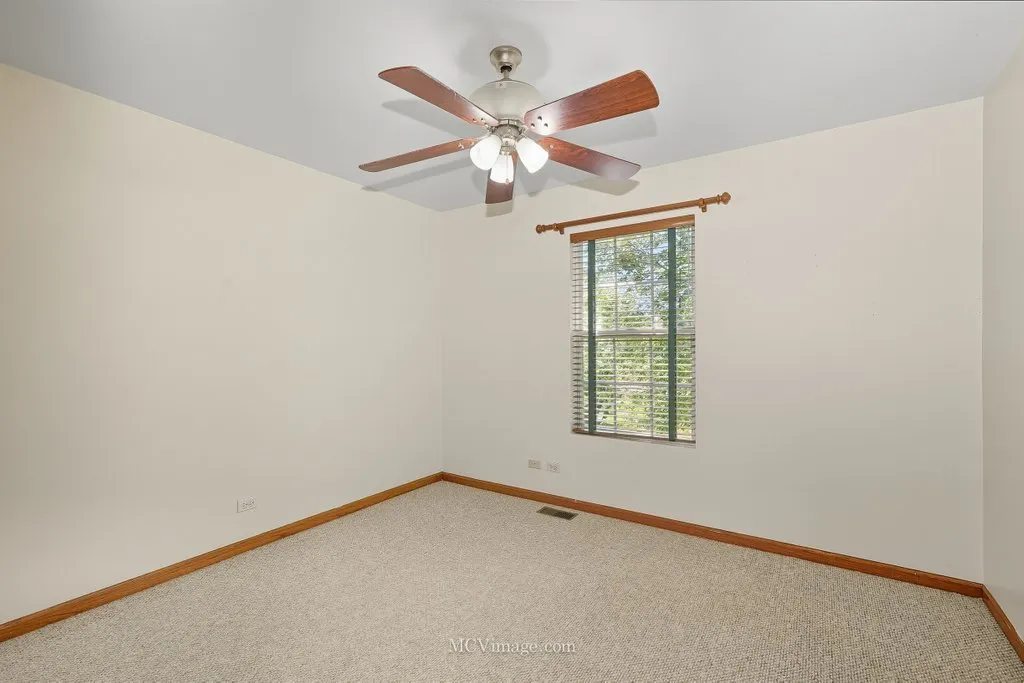 2824 Collins Court IL
