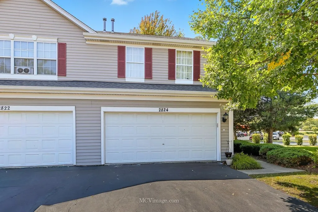 2824 Collins Court IL
