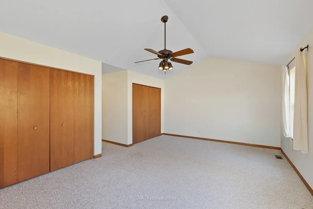 2824 Collins Court IL