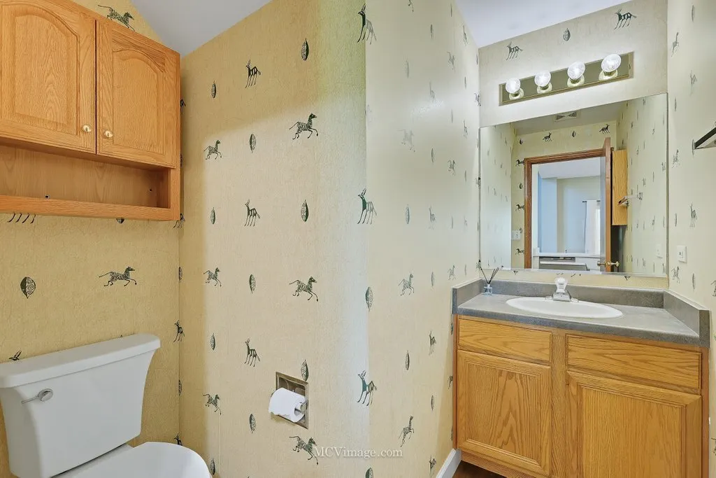 2824 Collins Court IL