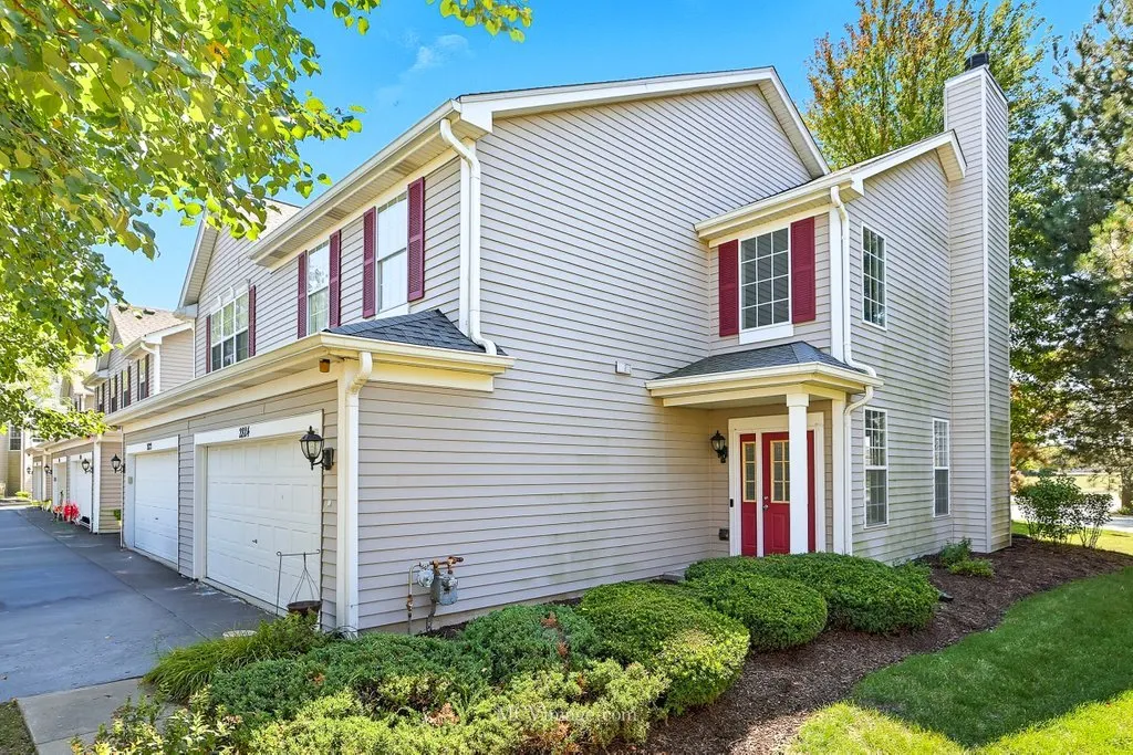 2824 Collins Court IL