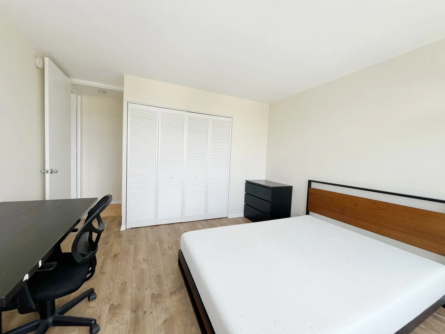 1401 E 55TH Street 815N IL