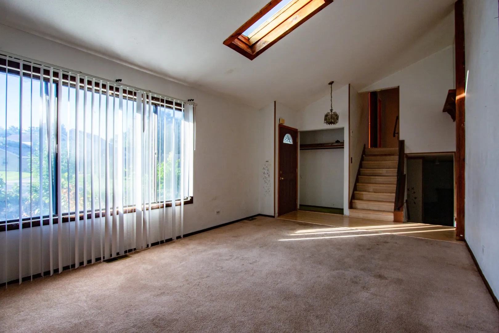 754 University Parkway IL