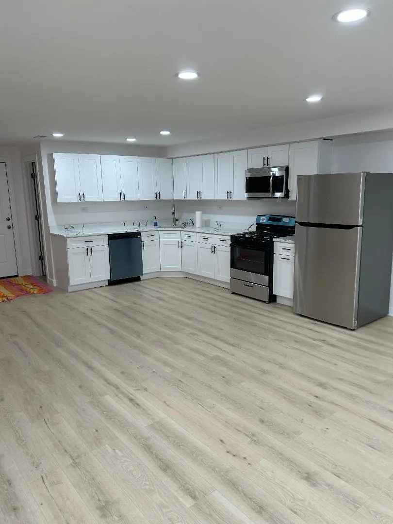 1439 W 16th Street 1 IL