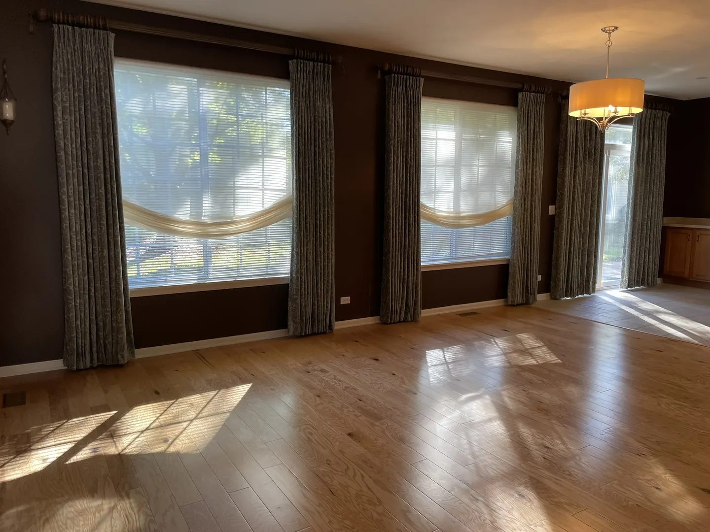 5611 Wildspring Drive IL