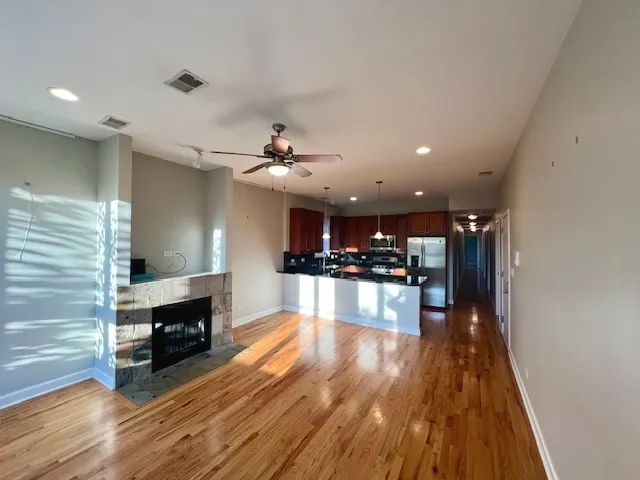 4135 N KEDVALE Avenue 301 IL