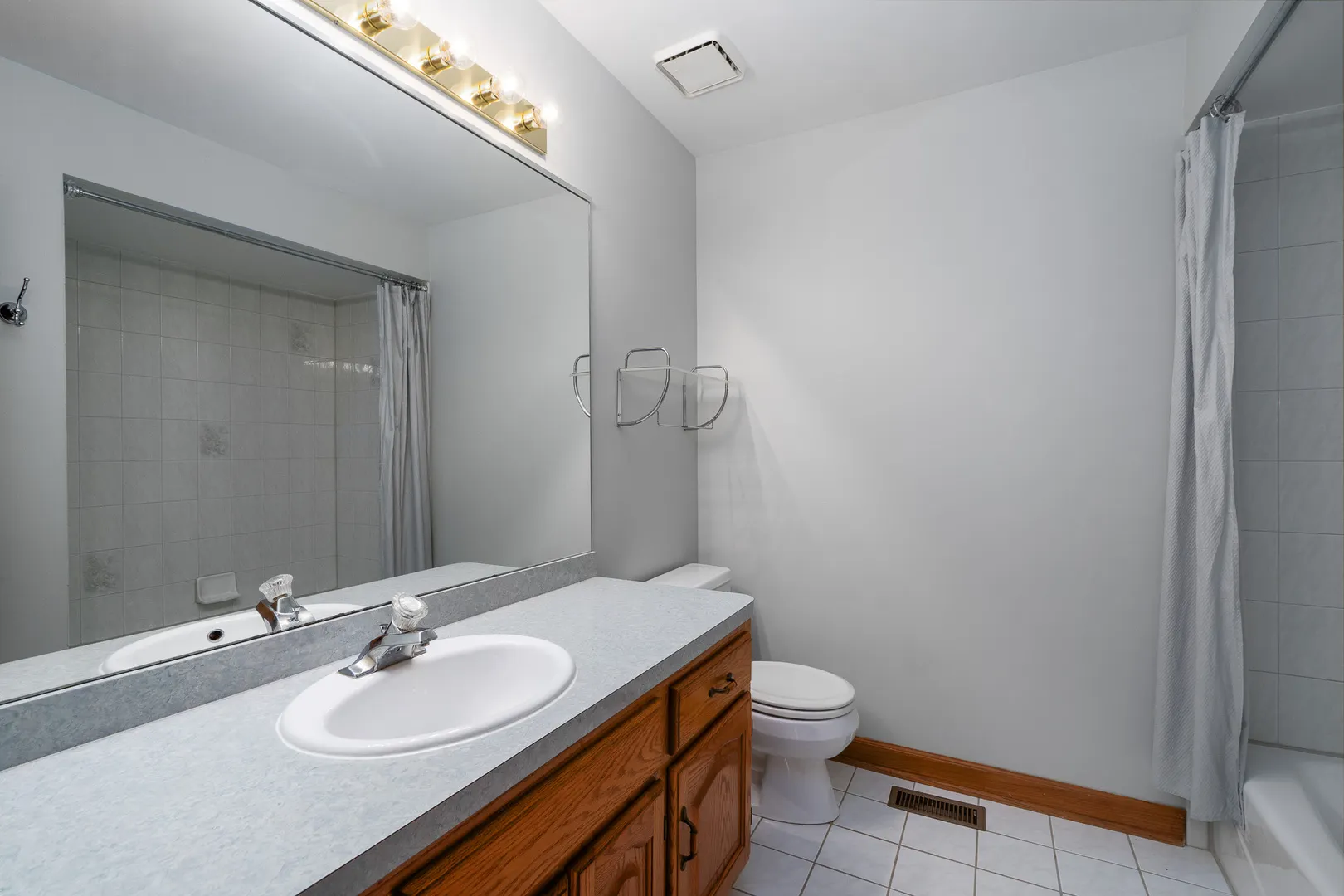 15328 Sharon Drive IL