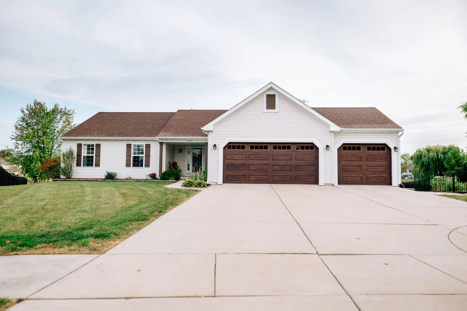1307 Fairlee Court IL