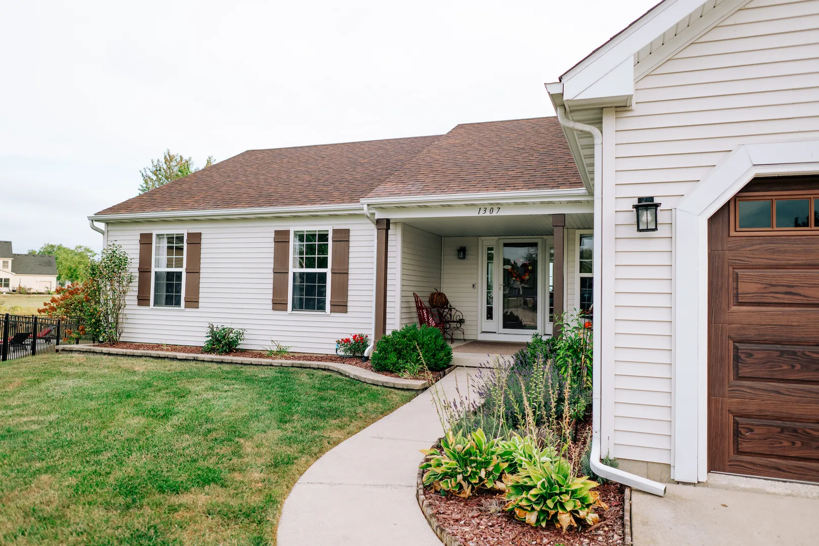 1307 Fairlee Court IL