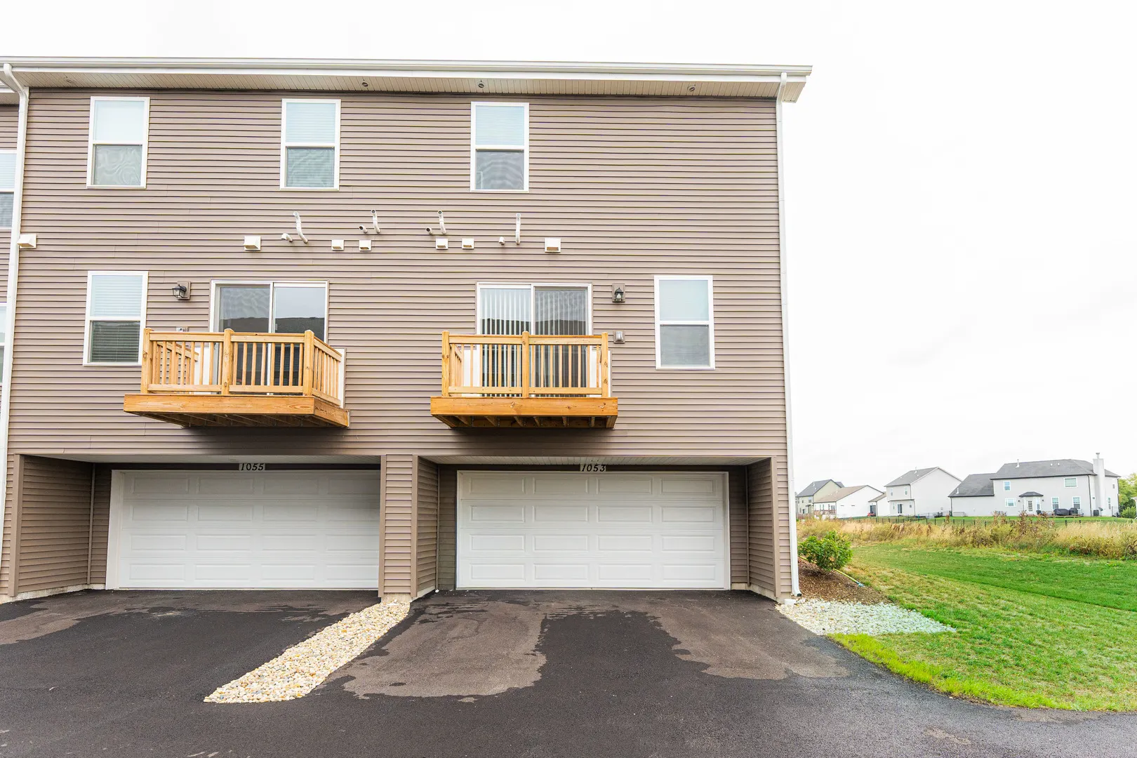 1053 Briar Glen Court IL