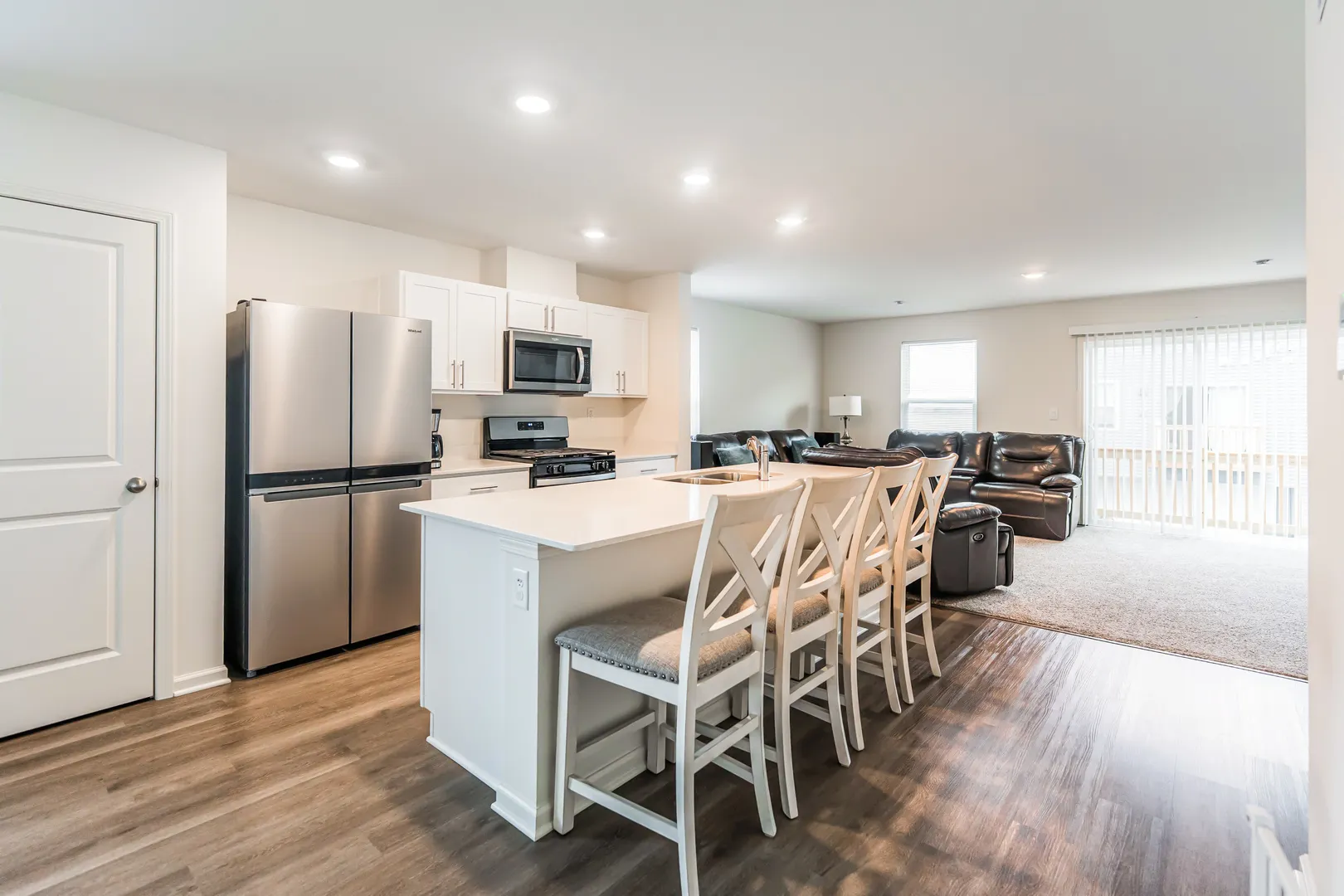 1053 Briar Glen Court IL