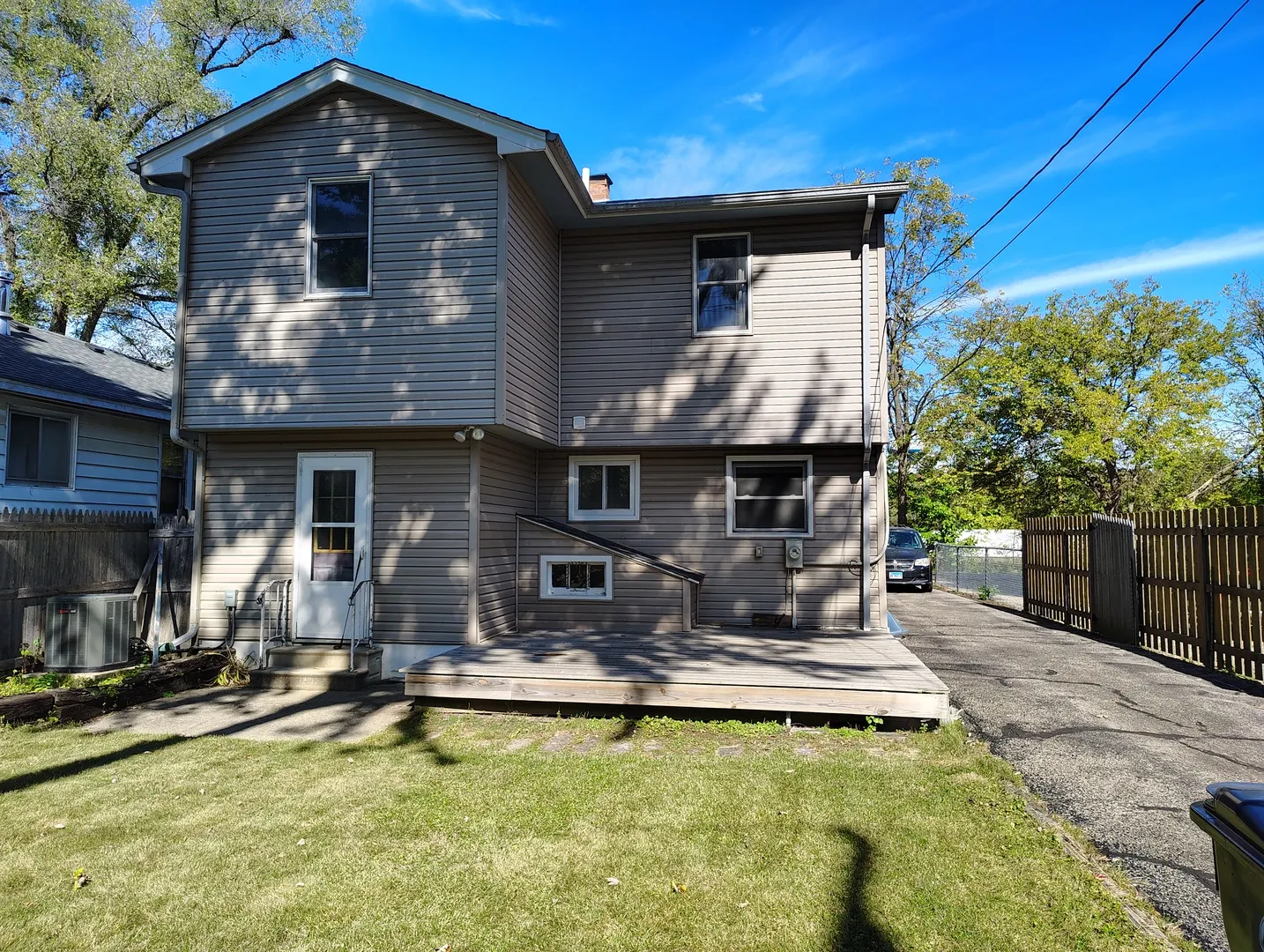 35W325 Lambert Avenue IL