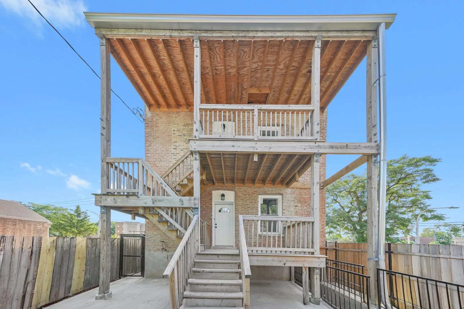 322 S Kostner Avenue IL