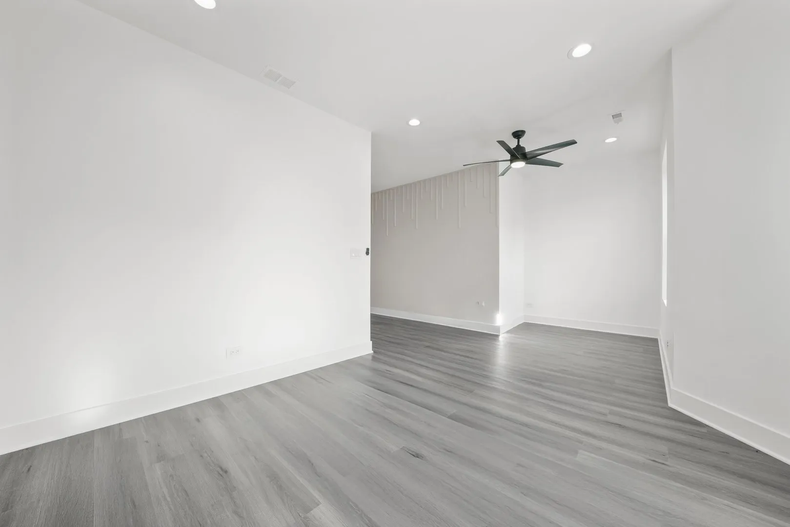 322 S Kostner Avenue IL