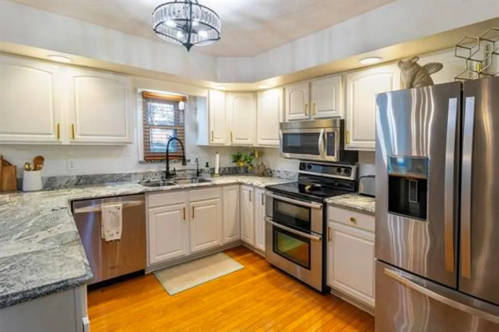 12879 Clearwater Pointe IL