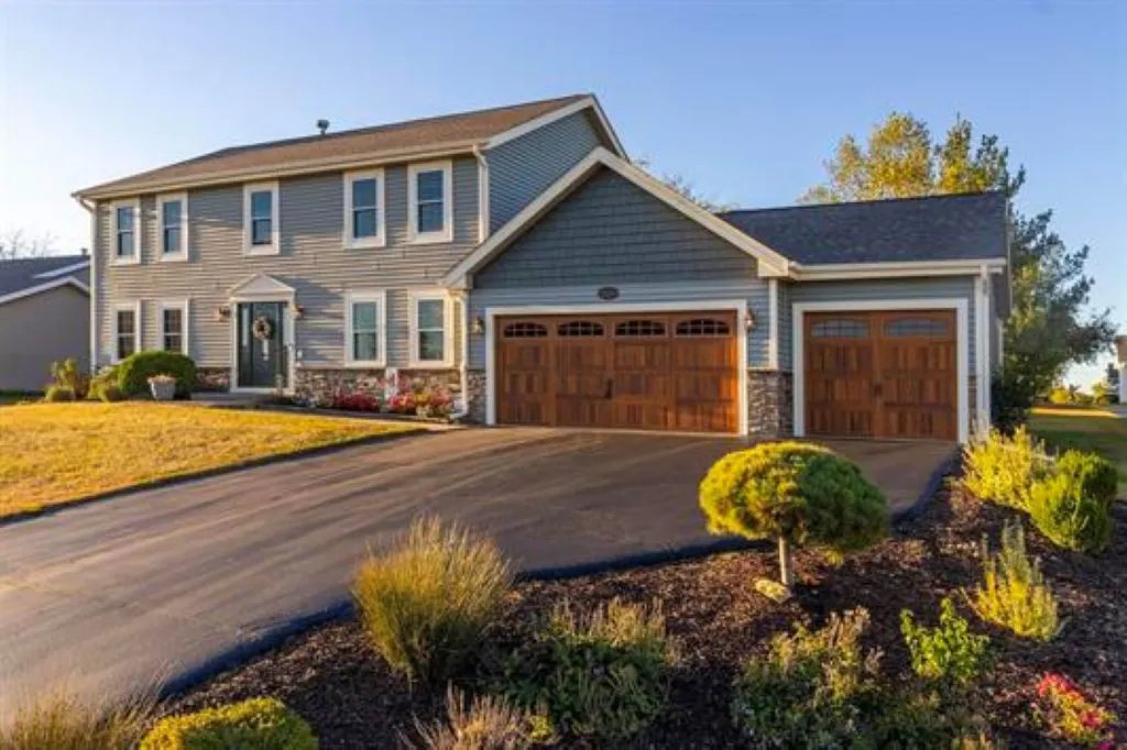 12879 Clearwater Pointe IL