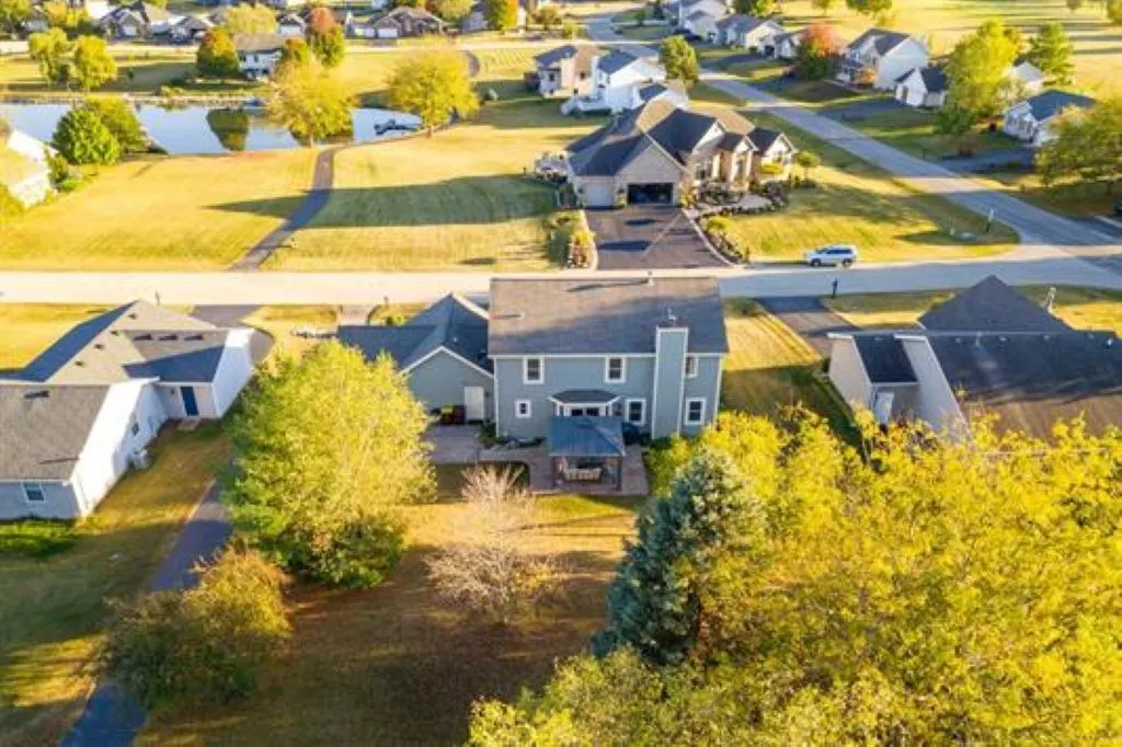 12879 Clearwater Pointe IL