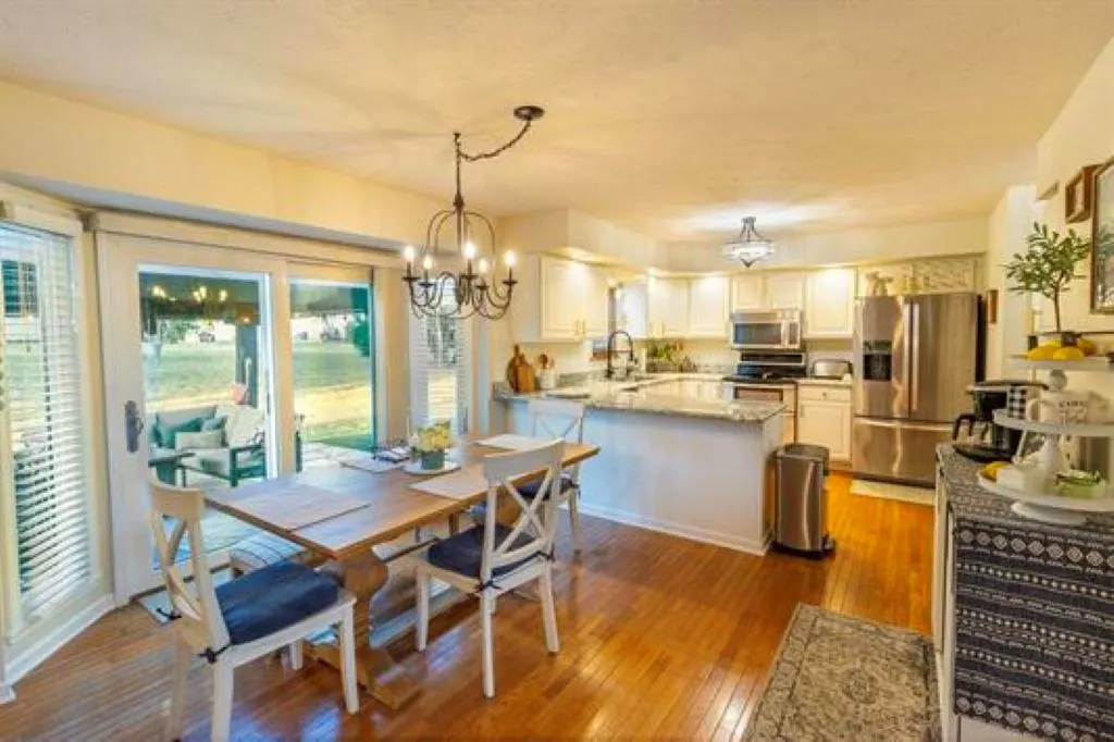 12879 Clearwater Pointe IL