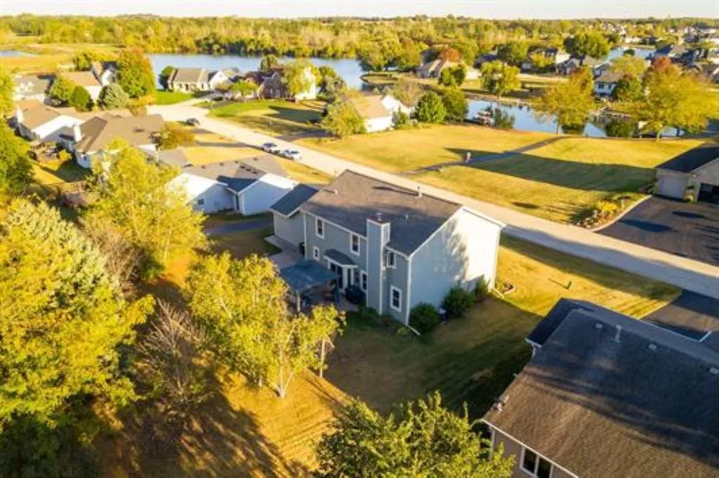 12879 Clearwater Pointe IL