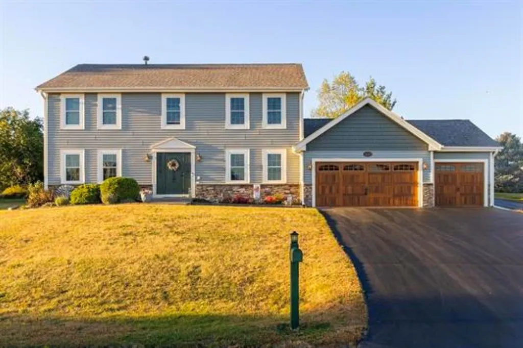 12879 Clearwater Pointe IL