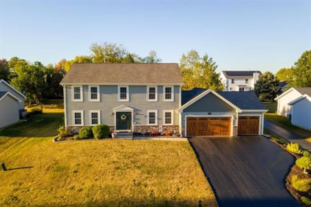 12879 Clearwater Pointe IL