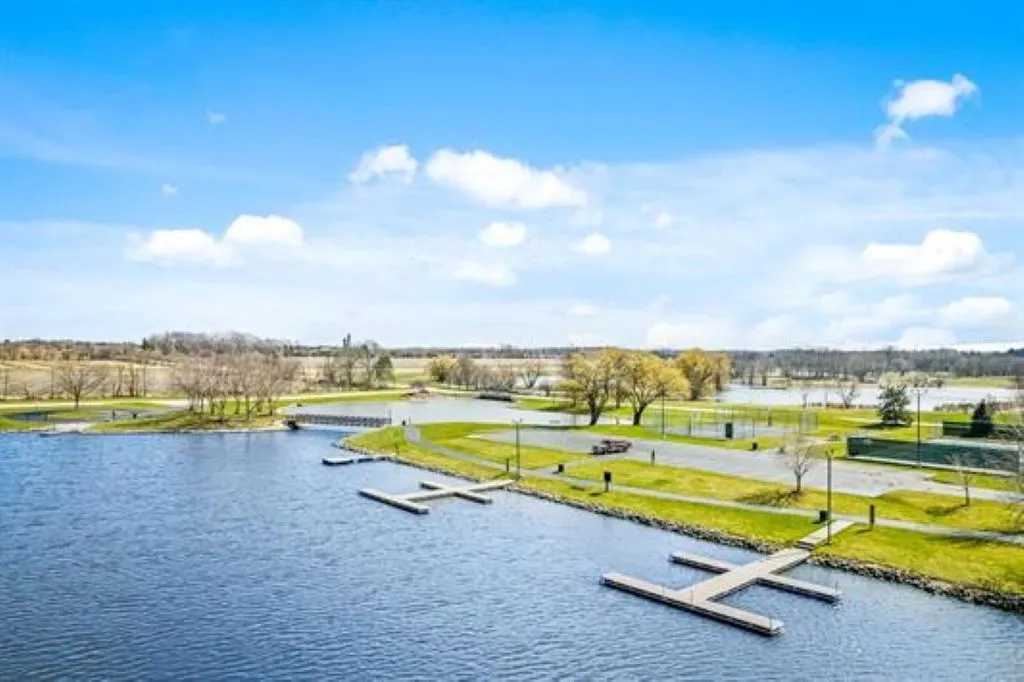 12879 Clearwater Pointe IL
