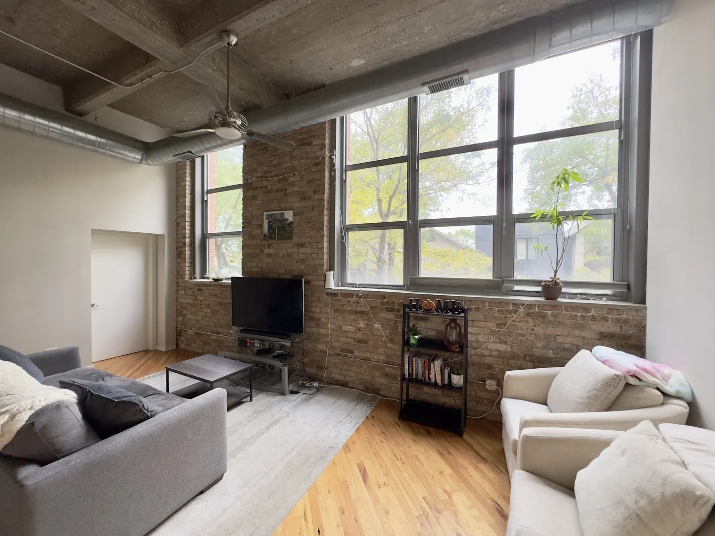 1735 N Paulina Street 212 IL